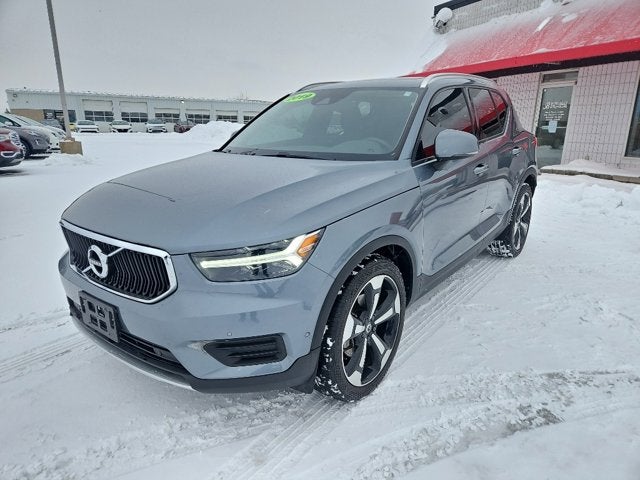 2019 Volvo XC40 Momentum