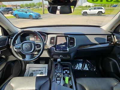 2018 Volvo XC90 Momentum